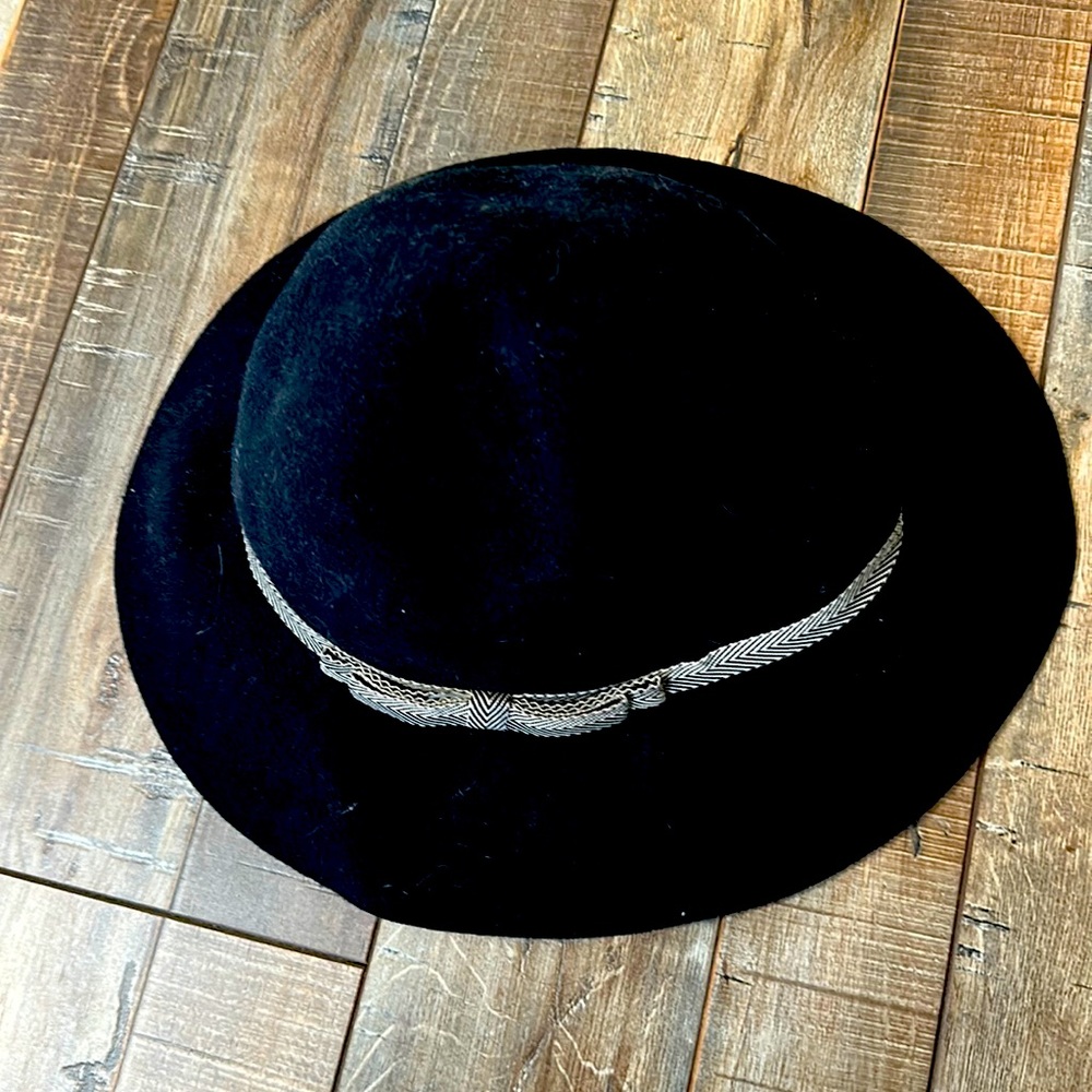BCBG Black wool hat